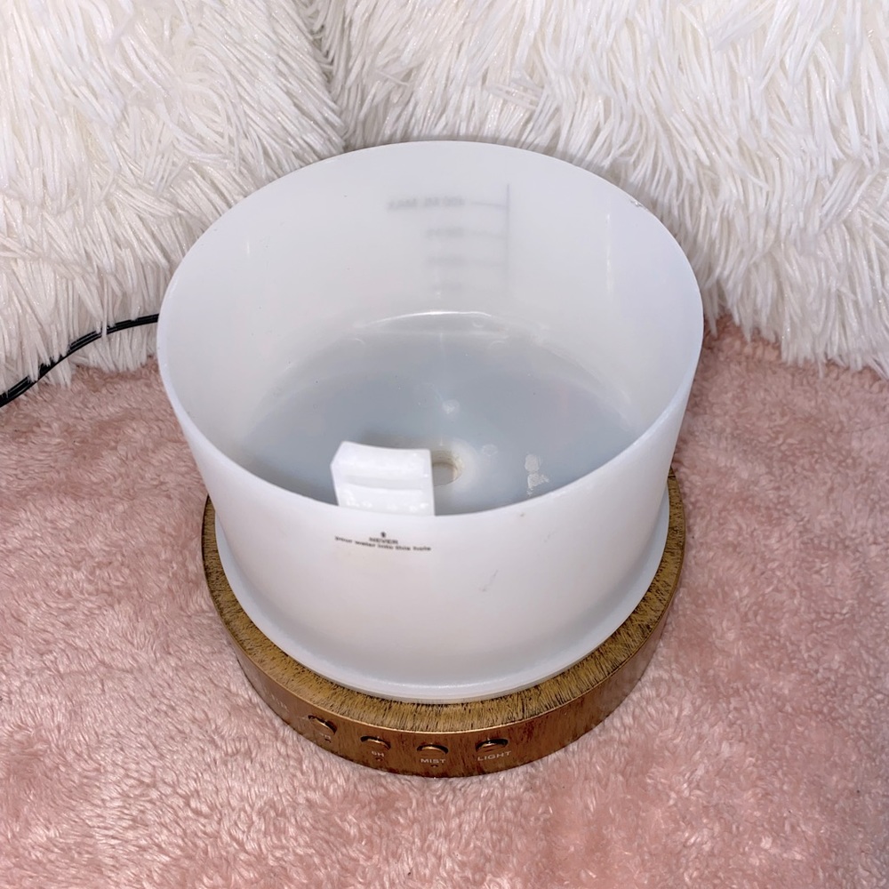 Salt Lamp Essential Oil Diffuser - Picture 5 of 7